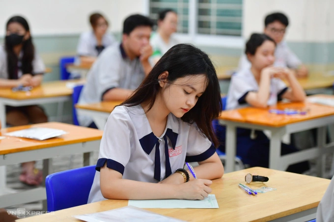 Thí sinh thi tốt nghiệp THPT 2024 tại TP HCM. Ảnh: Thanh Tùng