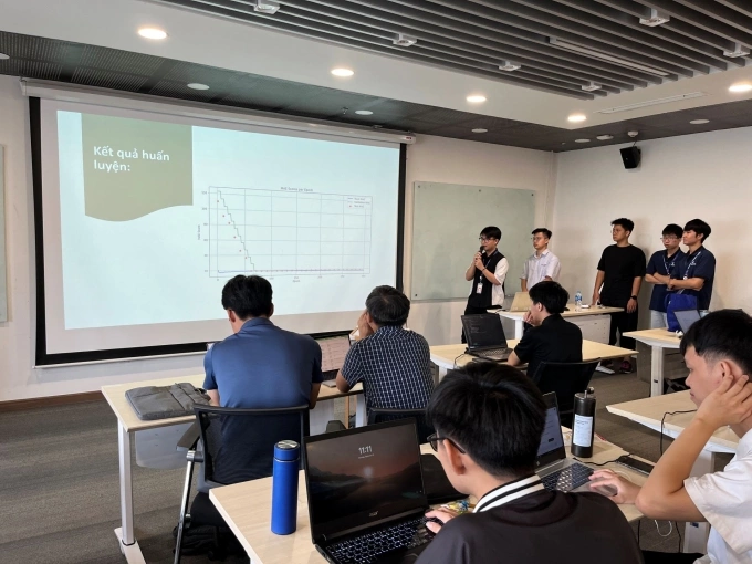 Chương trình đào tạo chuyên môn và kỹ năng mềm. Ảnh: VinBigdata