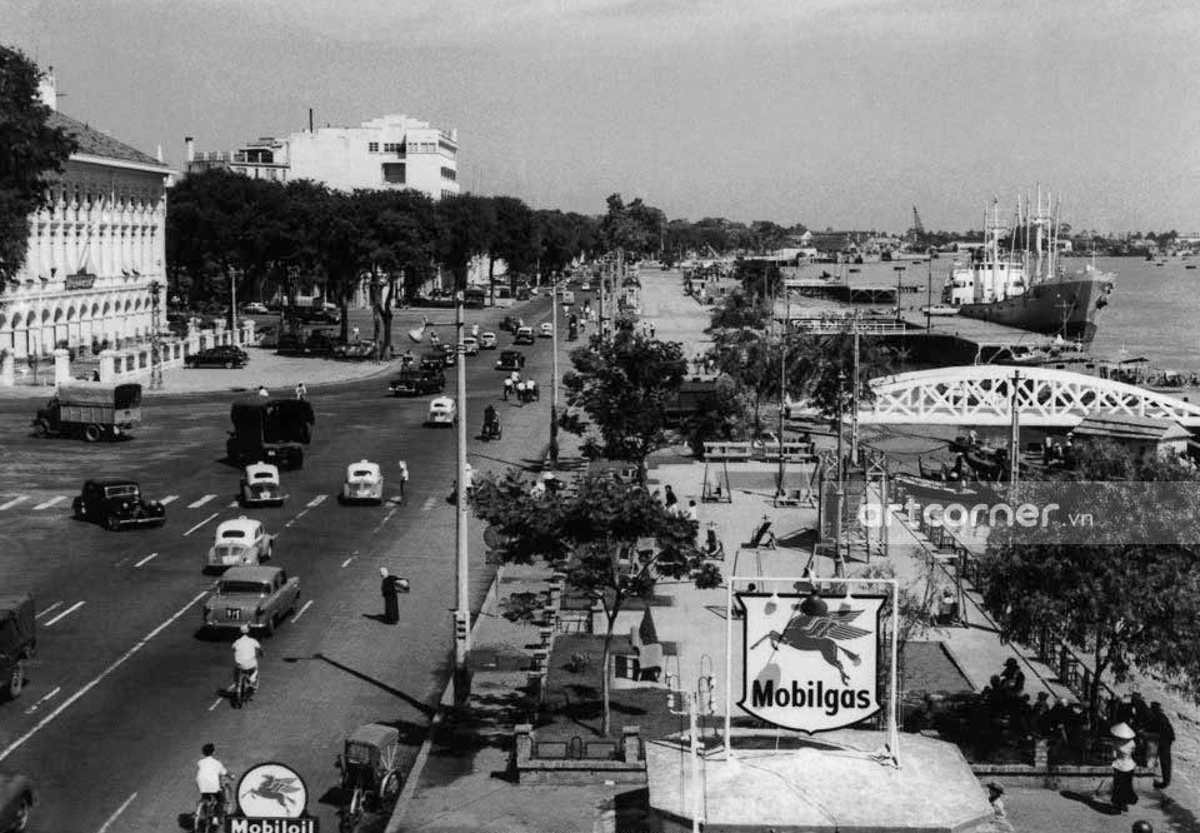 Saigon-2-JPG-1743490003-174349-1327-9383