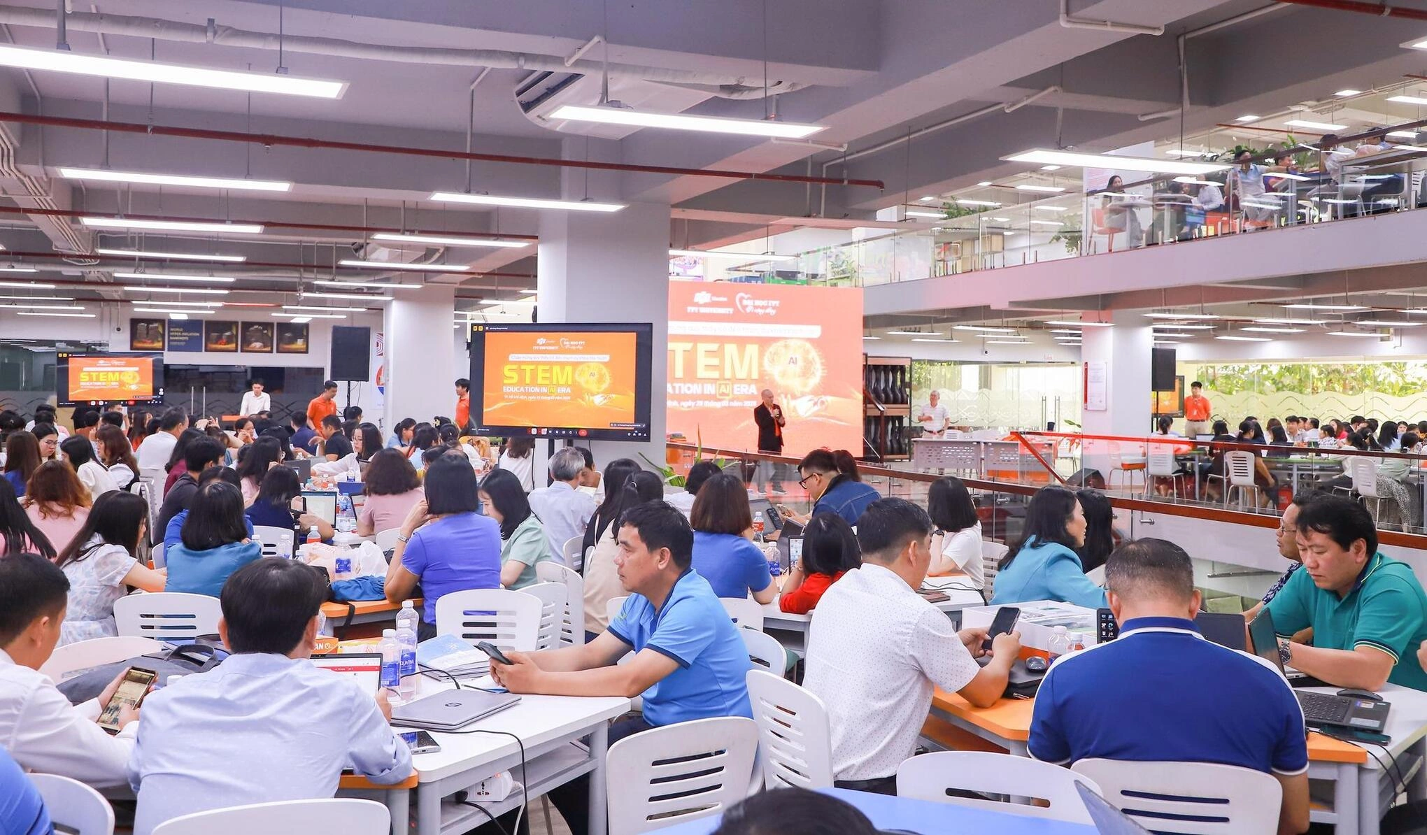 Trường Đại học FPT tập huấn ứng dụng STEM cho hơn 5.000 giáo ...