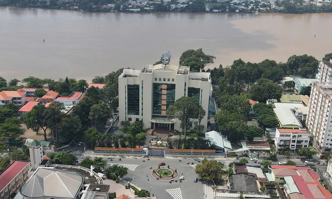 Trụ sở UBND tỉnh Đồng Nai nằm trên đường Nguyễn Văn Trị, TP Biên Hoà. Ảnh: Phước Tuấn