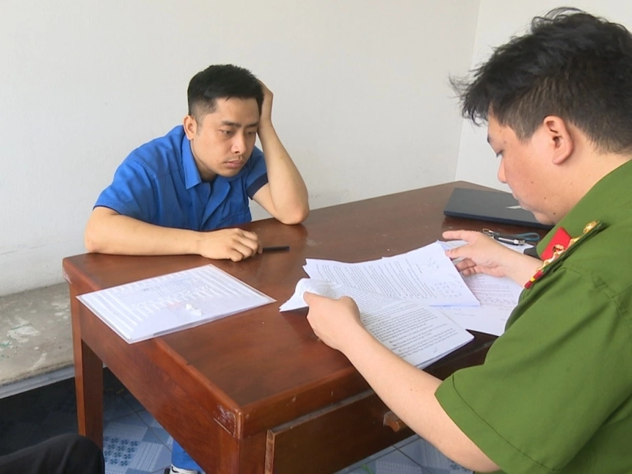 Bùi Đình Khánh bị khởi tố trong vụ nổ súng khiến thiếu tá công an hy sinh -  Báo VnExpress