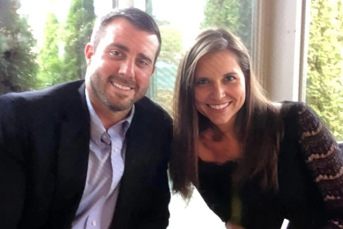 Vợ chồng Natalie và Michael Cochran. Ảnh: NBC