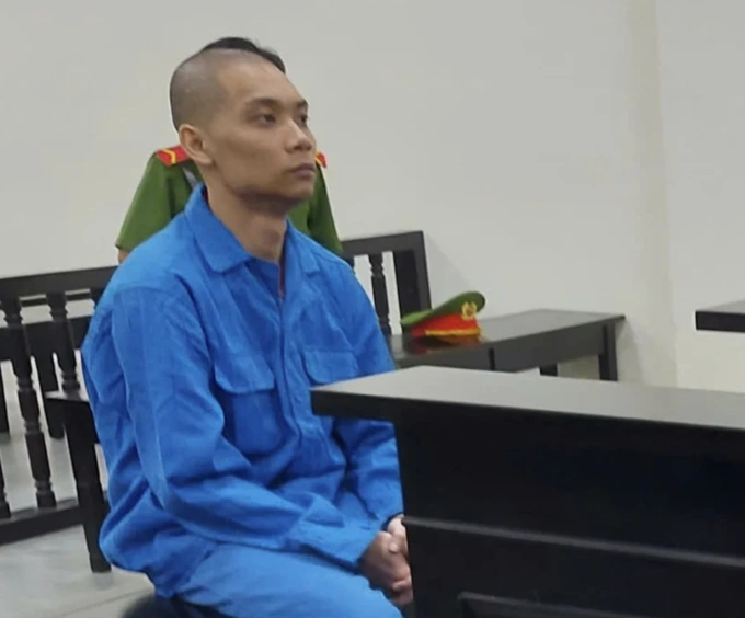 Nguyễn Anh Tú tại tòa. Ảnh: Danh Lam