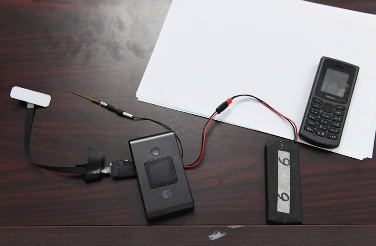 Dùng camera cúc áo để gian lận thi sát hạch lái xe