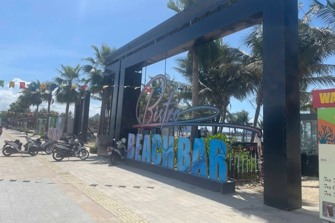 Quán bar nơi xảy ra vụ việc. Ảnh: Lê Tân