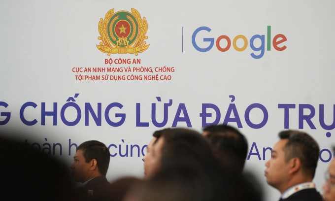 Bộ Công an cùng Google hợp tác tuyên truyền phòng chống lừa đảo trực tuyến, tháng 6/2025. Ảnh: Lưu Quý