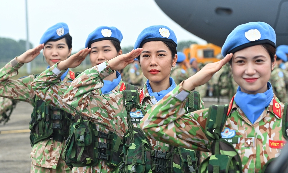 Công chức, viên chức dân sự được tham gia lực lượng gìn giữ hòa bình Liên Hợp Quốc