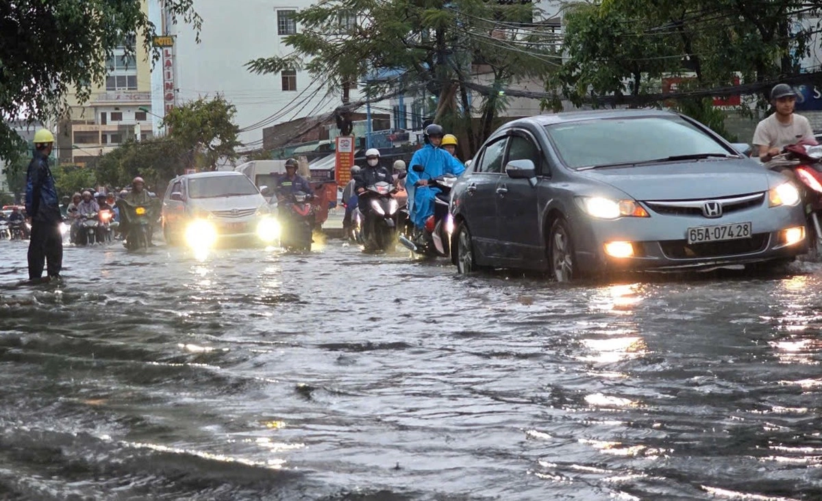 Cần Thơ treo thưởng 50 triệu đồng cho sáng kiến chống ngập