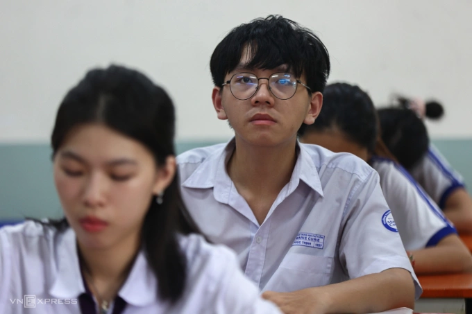 Thí sinh TP HCM thi tốt nghiệp THPT 2025. Ảnh: Quỳnh Trần