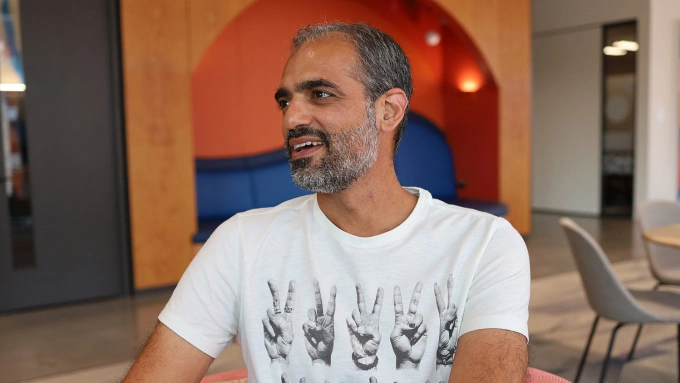 Sameer Samat, chủ tịch hệ sinh thái Android tại Google. Ảnh: Lance Ulanoff/Future