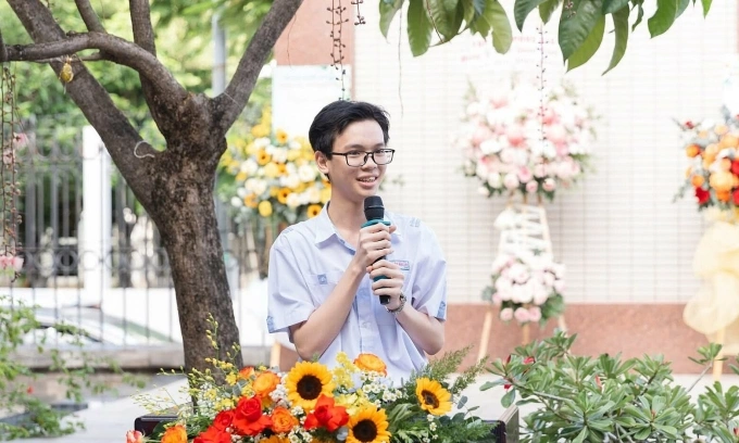 Trần Đức Tài, thủ khoa B00 duy nhất thi tốt nghiệp THPT năm 2025. Ảnh: Fanpage Trường THCS-THPT Nguyễn Khuyến.