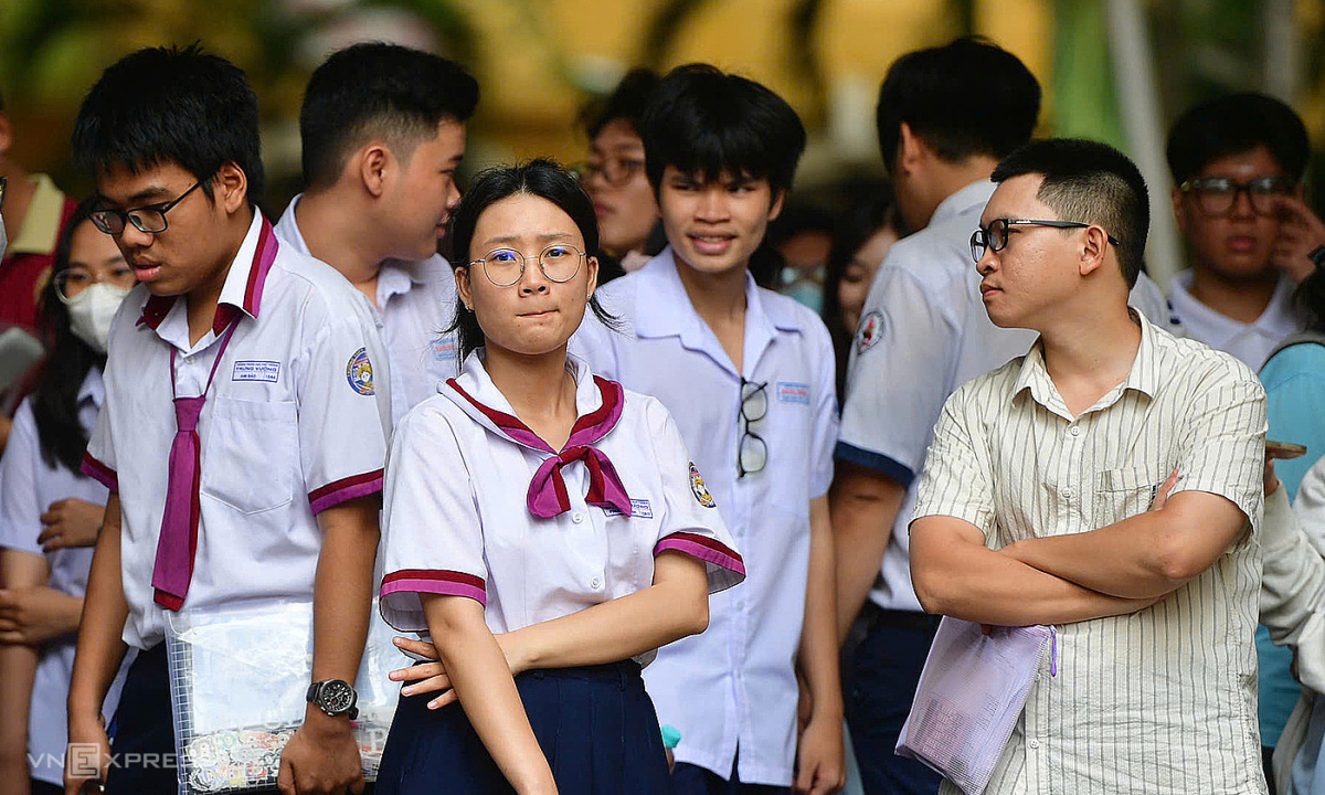Phổ điểm 5 tổ hợp xét tuyển đại học 2025