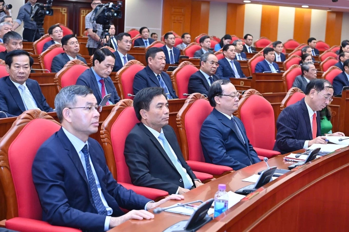 Đại biểu dự họp Hội nghị Trung ương 12 khóa 13. Ảnh: Nhật Bắc