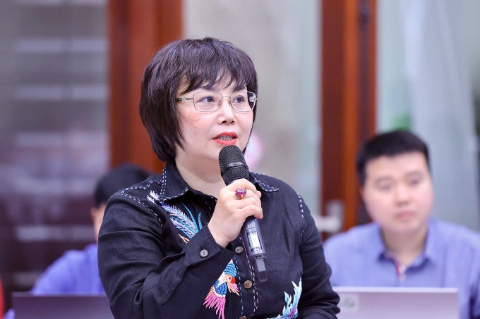 Bà Nguyễn Hoàng Ánh chia sẻ tại toạ đàm. Ảnh: T.P