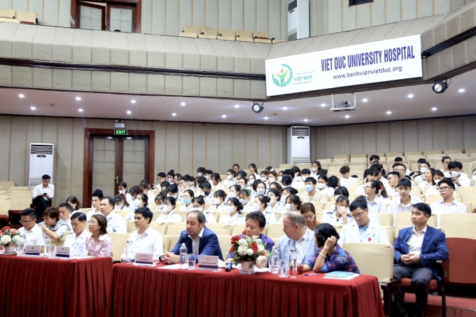 Trường Cao đẳng Y tế và Thiết bị Việt Đức và Cộng hòa liên bang Đức hợp tác, trao đổi đào tạo. Ảnh: Trường Cao đẳng Y tế và Thiết bị Việt Đức