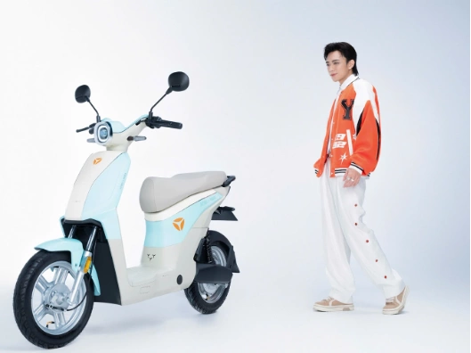 Xe máy điện Vekoo. Ảnh: Yadea