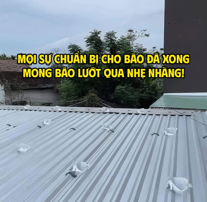 Những cách chống bão Wipha có 1-0-2 - 12