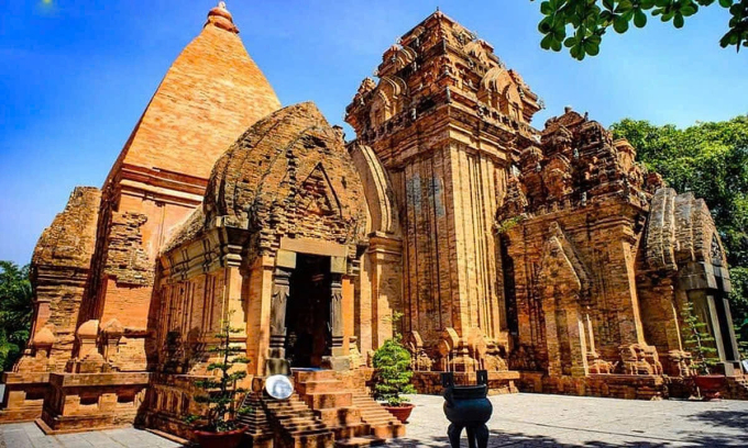 Tổng thể Tháp Ponagar. Ảnh: Alamy