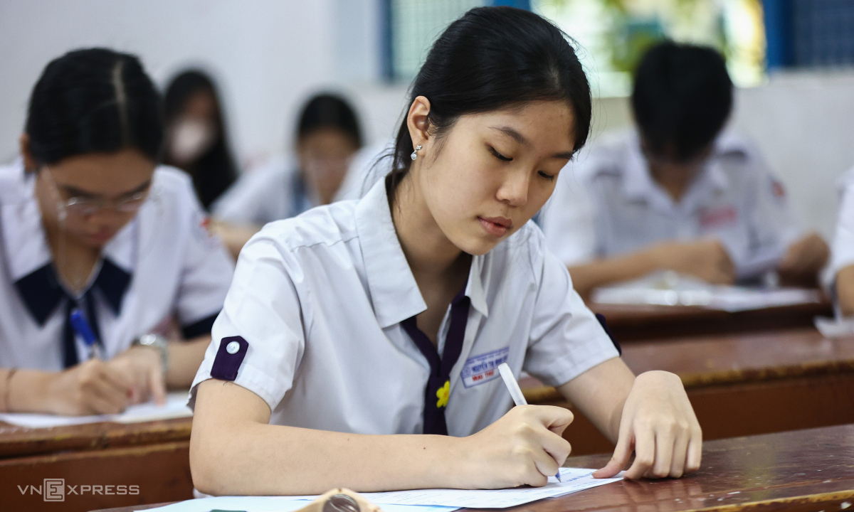Nhiều ngành Đại học Mở TP HCM giảm 6 điểm sàn