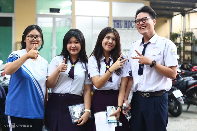Thí sinh dự thi tốt nghiệp THPT 2025 tại TP HCM, tháng 6. Ảnh: Quỳnh Trần