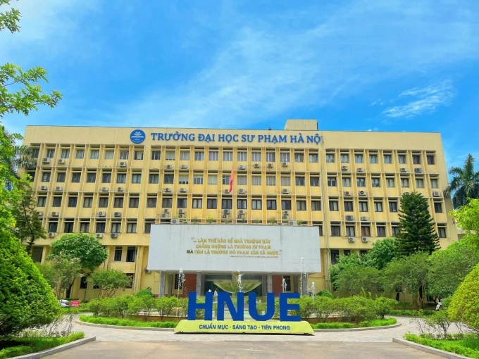 Tòa nhà hiệu bộ trường Đại học Sư phạm Hà Nội. Ảnh: Fanpage trường