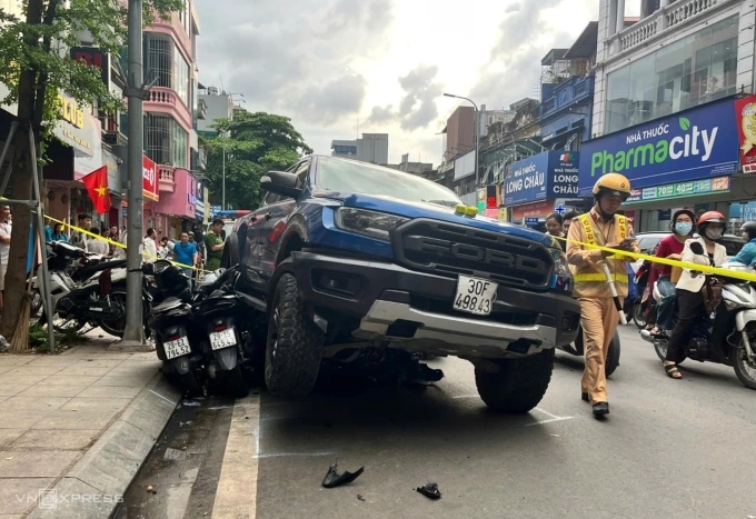 Hiện trường vụ tai nạn chiều 23/7. Ảnh: Việt An
