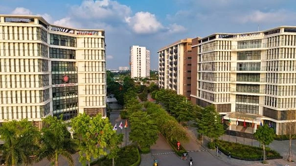 Trường Đại học Đại Nam tuyển sinh 9.500 chỉ tiêu hệ đại học chính quy ở 42 ngành, chương trình đào tạo. Ảnh: DNU