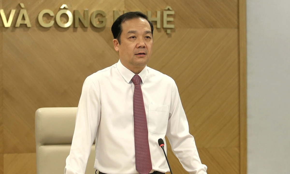 Bộ Khoa học và Công nghệ yêu cầu nhà mạng đảm bảo liên lạc trong bão lũ