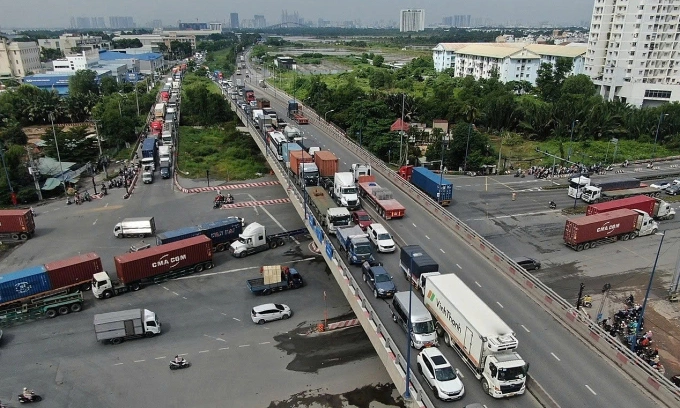 Nút giao Mỹ Thủy thuộc khu vực Cát Lái là một trong những nơi đượcđược ghi nhận ô nhiễm không khí nhất TP HCM. Ảnh: Giang Anh