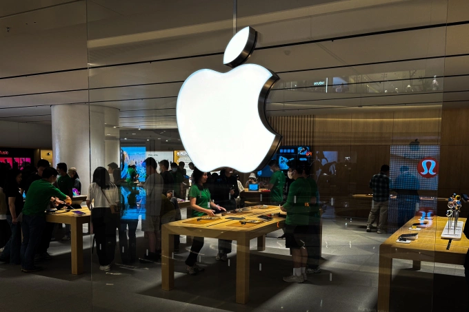 Một cửa hàng Apple Store tại Vũ Hán, Trung Quốc tháng 4/2024. Ảnh: Lưu Quý