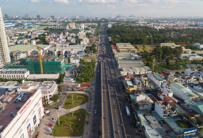 Bất động sản khu đông TP HCM (tỉnh Bình Dương cũ) với các nhà phố, đất nền. Ảnh: Quỳnh Trần