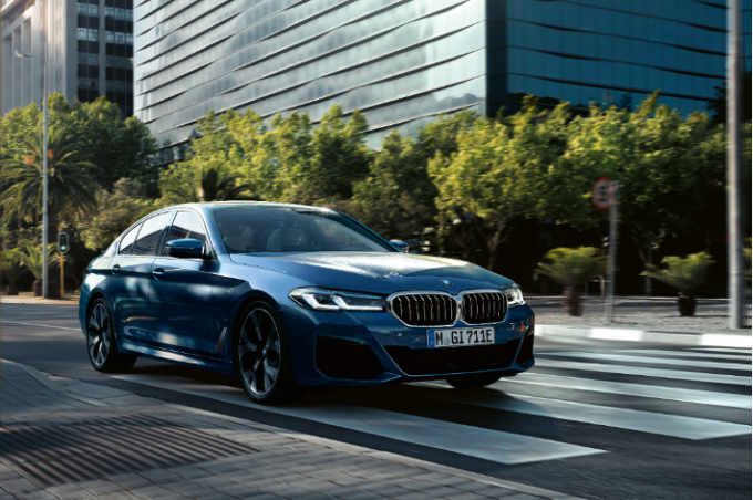 Các dòng xe BMW nhập khẩu nhận đa dạng ưu đãi từ tháng 7. Ảnh: BMW