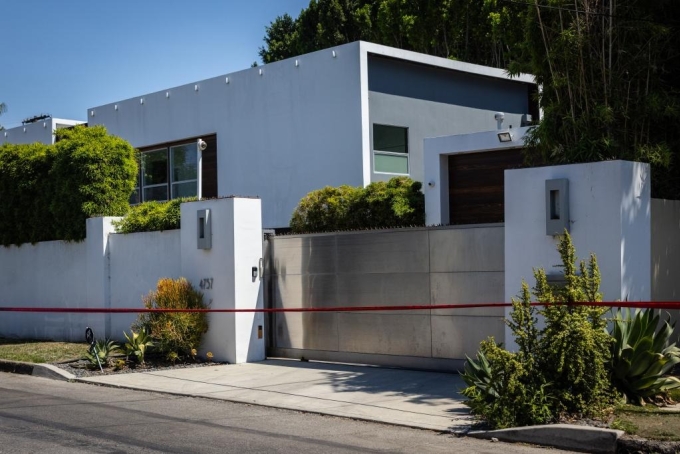 Robin Kaye cùng chồng mua biệt thự ở Encino năm 2023 với giá 4,5 triệu USD. Ảnh: LA Times