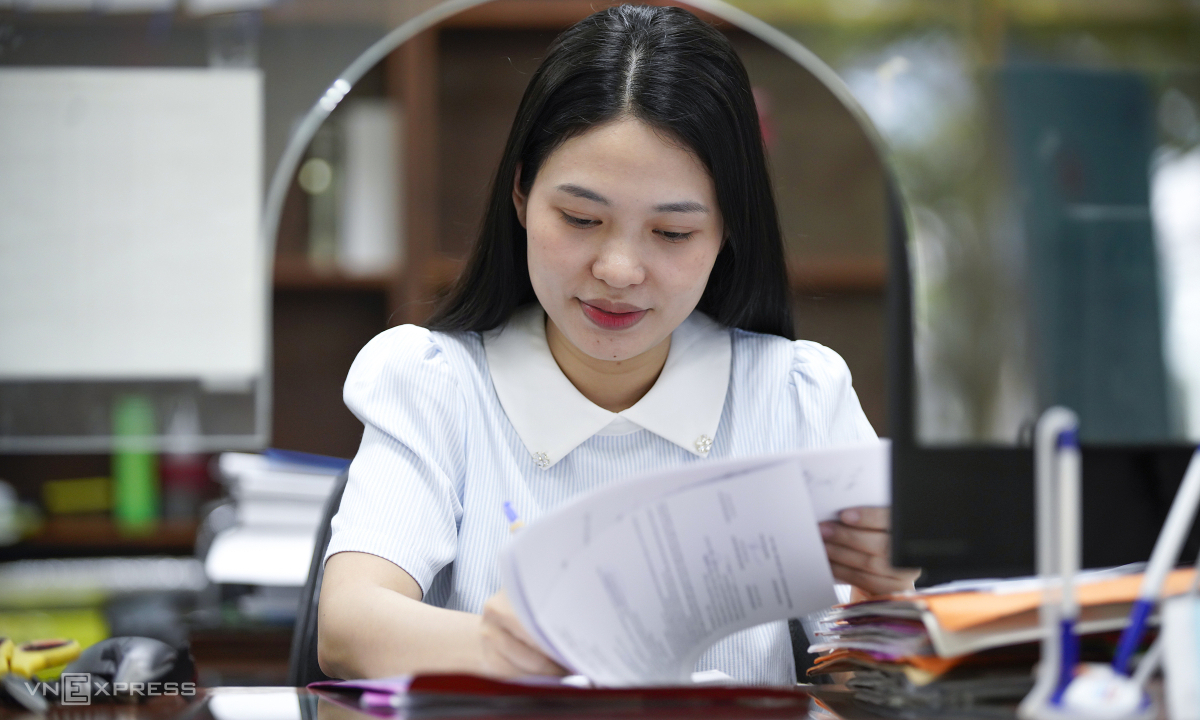 Công chức có được làm thêm 'nghề tay trái'?