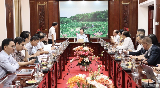 UBND tỉnh Tây Ninh làm việc với đại diện Suối Tiên. Ảnh: UBND Tây Ninh