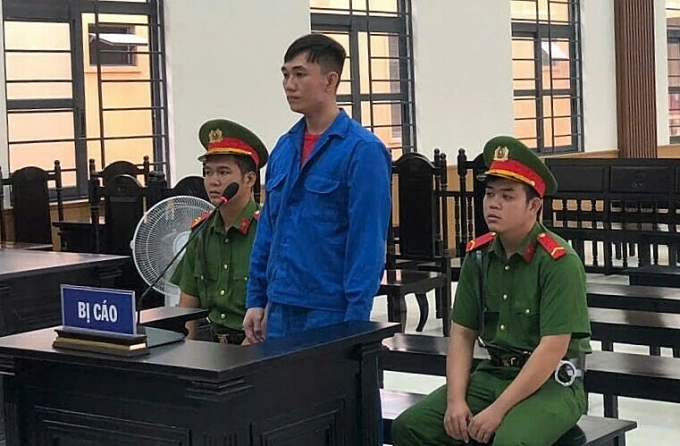 Phan Thế Hùng tại phiên tòa ngày 1/8. Ảnh: An Phú