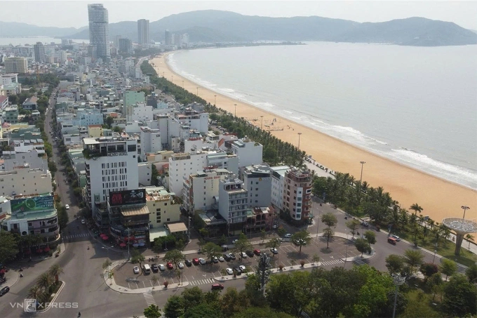 Tuyến đường Xuân Diệu dọc biển Quy Nhơn. Ảnh: Trần Hóa