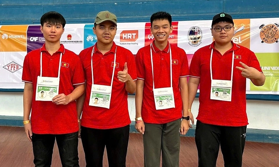 Việt Nam giành một huy chương vàng Olympic Tin học quốc tế