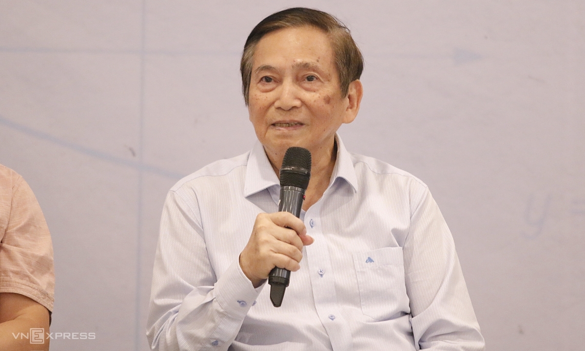 GS Tôn Thân: Luyện kiểu mẹo mực, nặng kỹ thuật tạo ra 'thợ giải Toán'