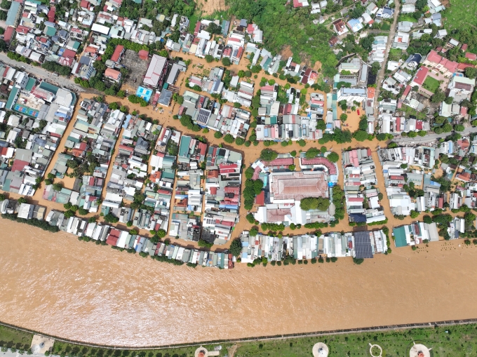 Mưa đã gây lũ lụt ở Sơn La ngày 1/8. Ảnh: Nguyễn Nam