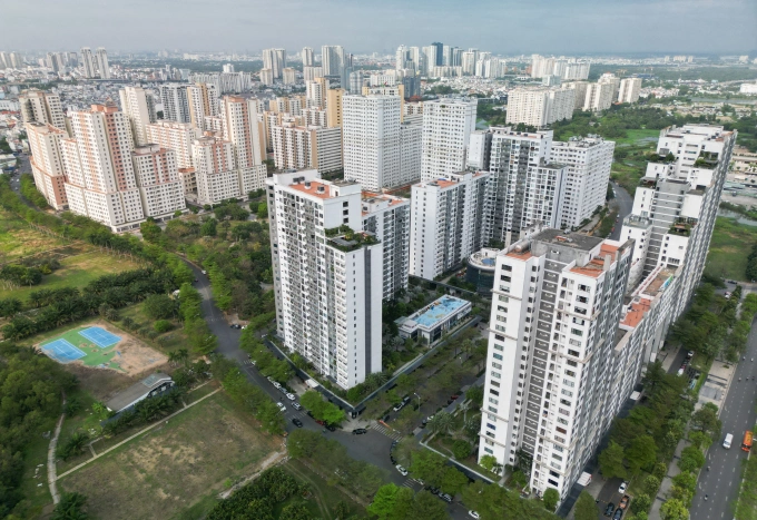Bất động sản khu đông TP HCM với các dự án chung cư. Ảnh Quỳnh Trần