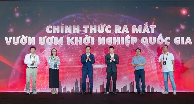 Ra mắt Vườn ươm khởi nghiệp Quốc gia hỗ trợ startup ngày 2/8. Ảnh: GM Vietnam