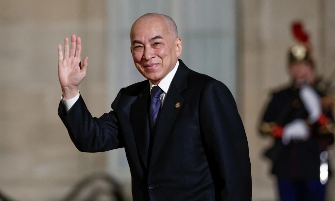 Quốc vương Campuchia Norodom Sihamoni tại Paris, Pháp, hồi tháng 10/2024. Ảnh: Reuters