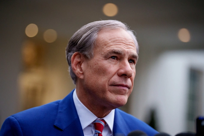 Thống đốc Texas Greg Abbott tại Washington ngày 5/2. Ảnh: AFP