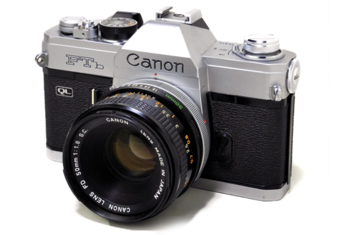 Mẫu máy phim Canon FTb. Ảnh: Canon