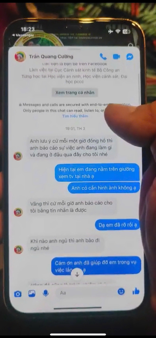Tin nhắn nhóm lừa đảo hù dọa nạn nhân. Ảnh: CACC