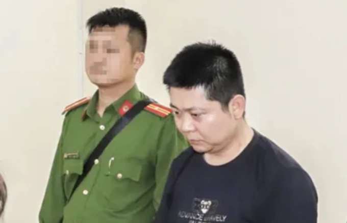 Yuan Tao, một trong ba người Trung Quốc mở cửa hàng bán ngà voi, sừng tê giác,... trái phép ở Nha Trang. Ảnh: Công an tỉnh Khánh Hòa