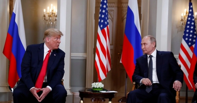 Tổng thống Trump (trái) và Tổng thống Putin trong hội nghị thượng đỉnh ở Helsinki, Phần Lan, hồi tháng 7/2018. Ảnh: Reuters