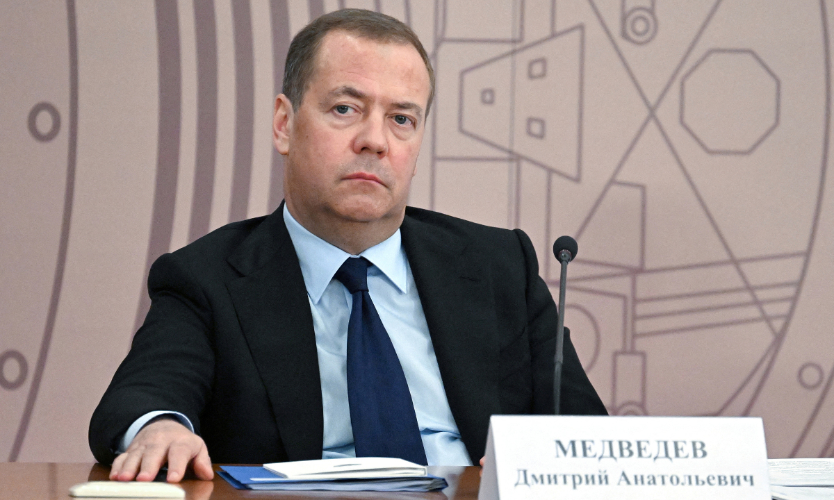 Ông Medvedev chỉ trích châu Âu cản trở nỗ lực chấm dứt xung đột Ukraine